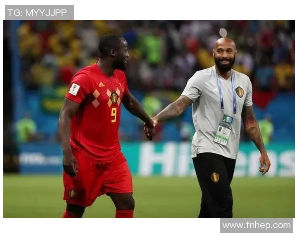 全球足球市场风云变幻国际球员转会背后的经济与策略分析