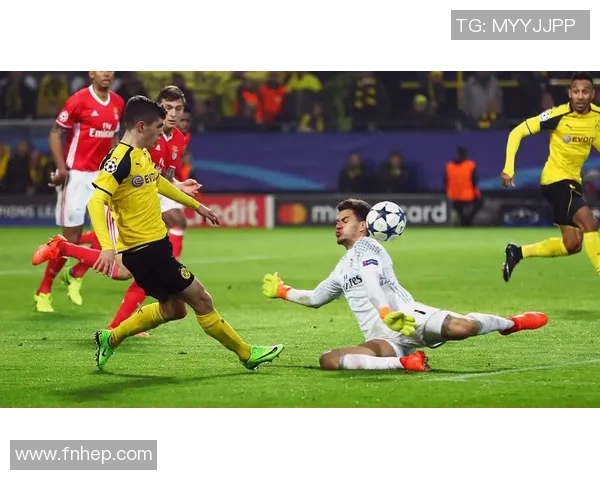 多特横扫法兰克福,欧冠席位牢固 多特横扫法兰克福,欧冠席位牢固